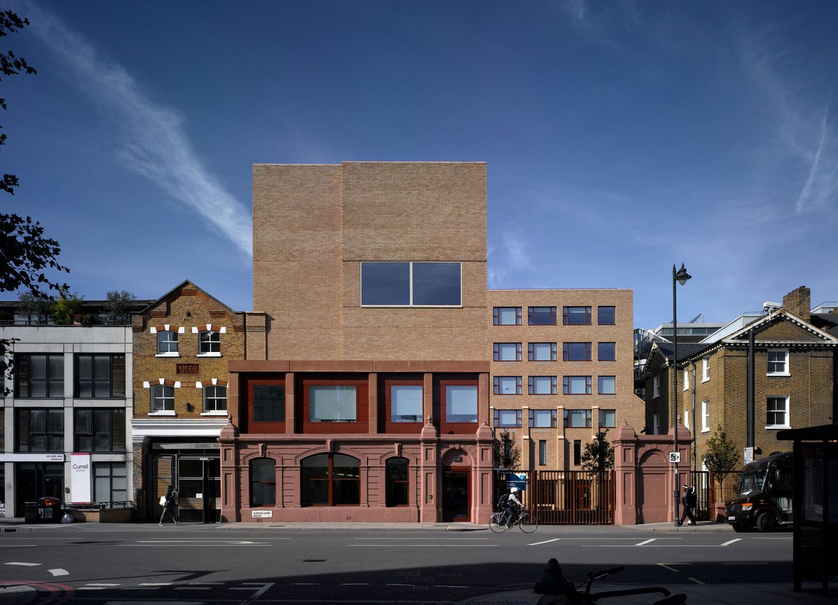 Selected_HackneyNewSchool.jpg